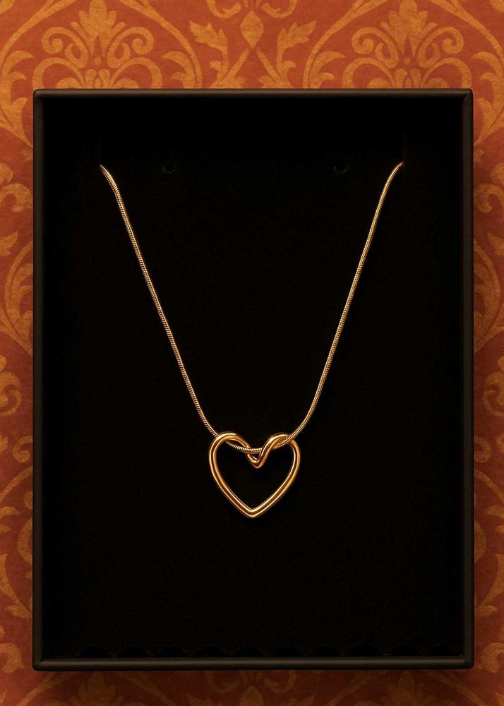 Elegant Gold-Tone Heart Pendant Necklace