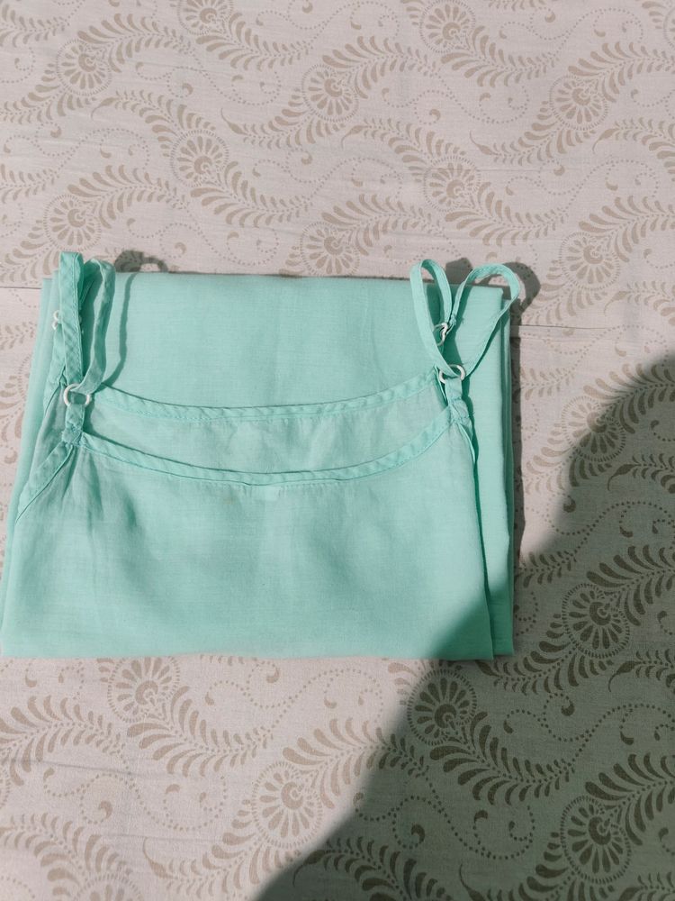 Girls Sleeveless Kurti