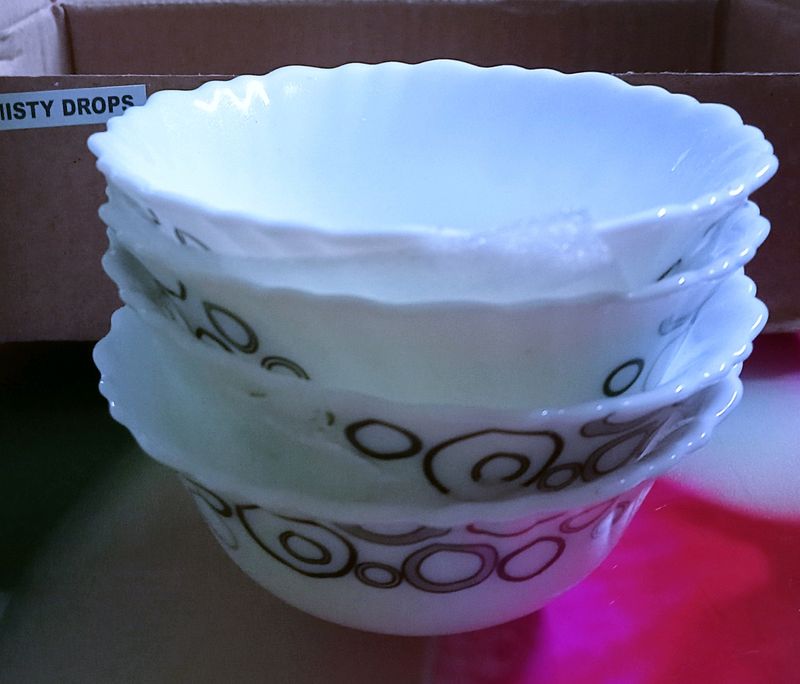 White Bone China Serving Bowl 🥣 Set Of 4