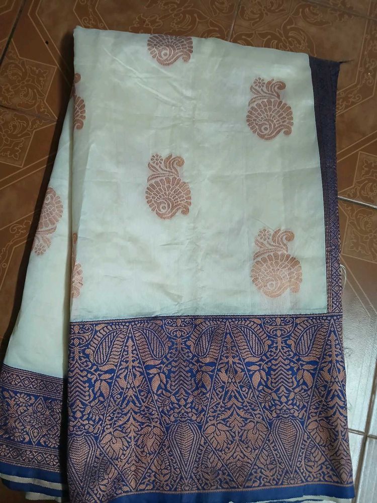 Elegant Printed Saree