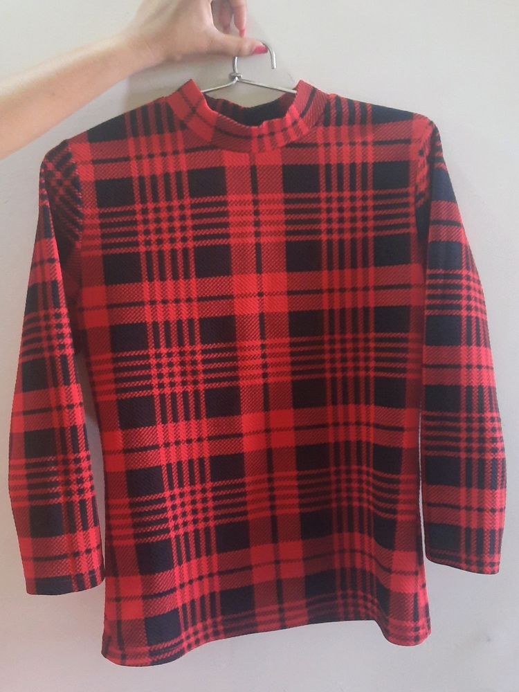 Red &amp; Black Streachable Top