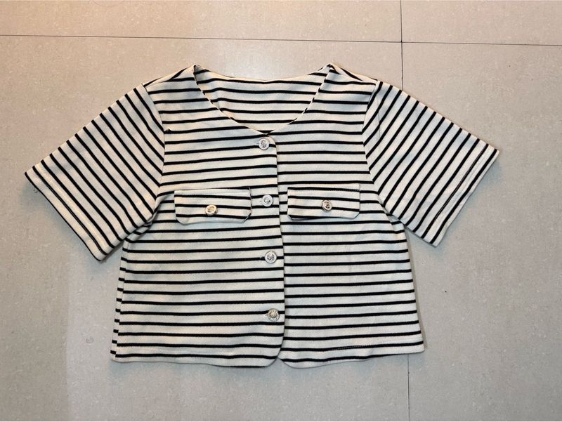 Korean button up top
