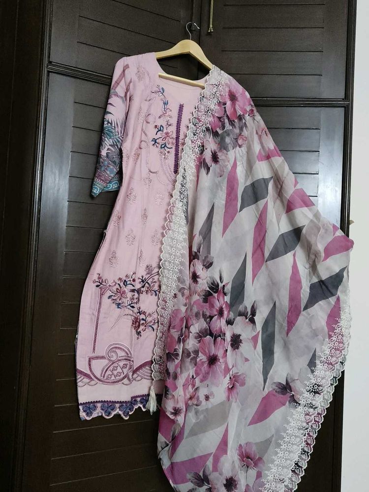 Pink Floral Embroidered Printed Silk Kurta Set