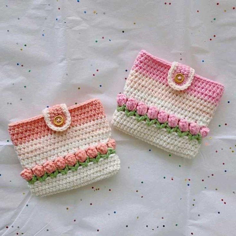 Crochet Tulip Pouch