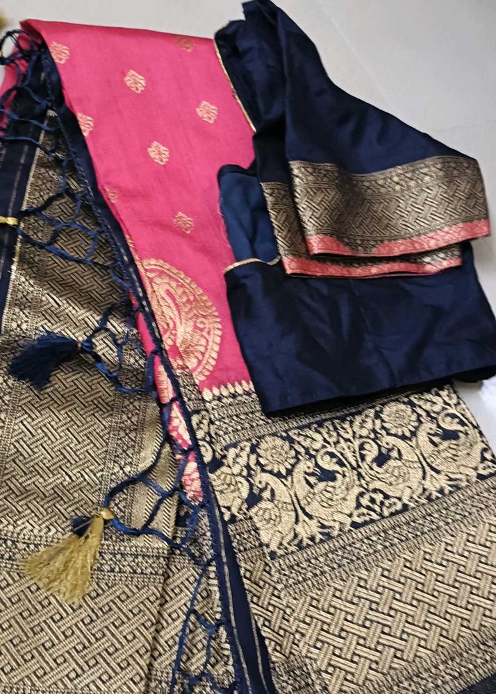 Premium Banarasi Pink &amp; Navy Saree