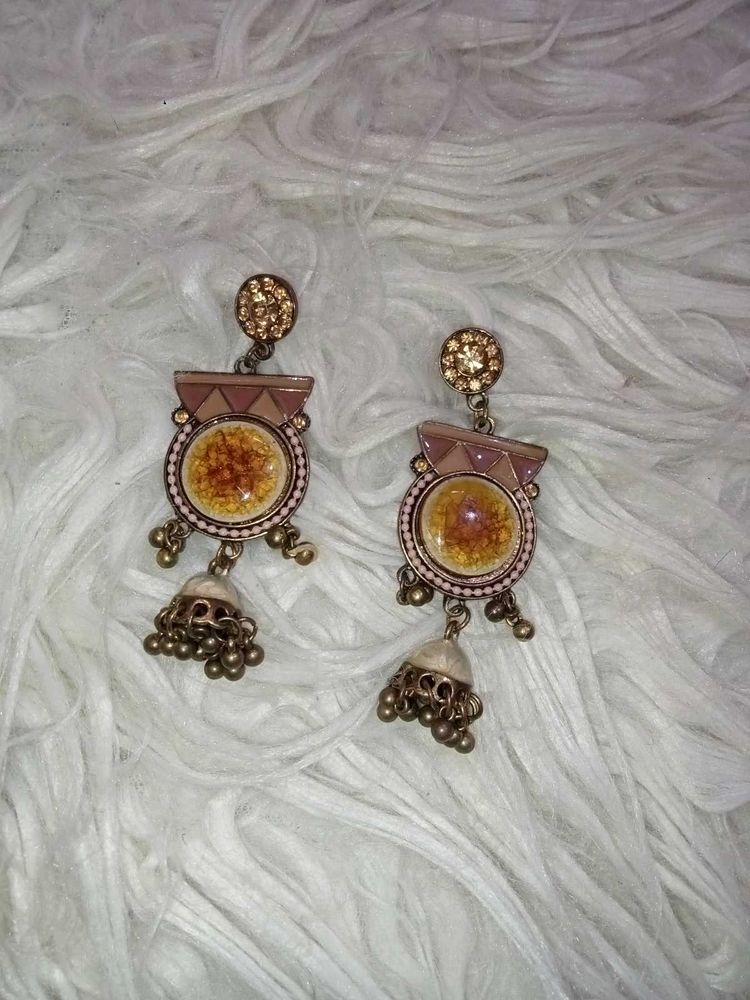 Stylish Jhumka Earrings