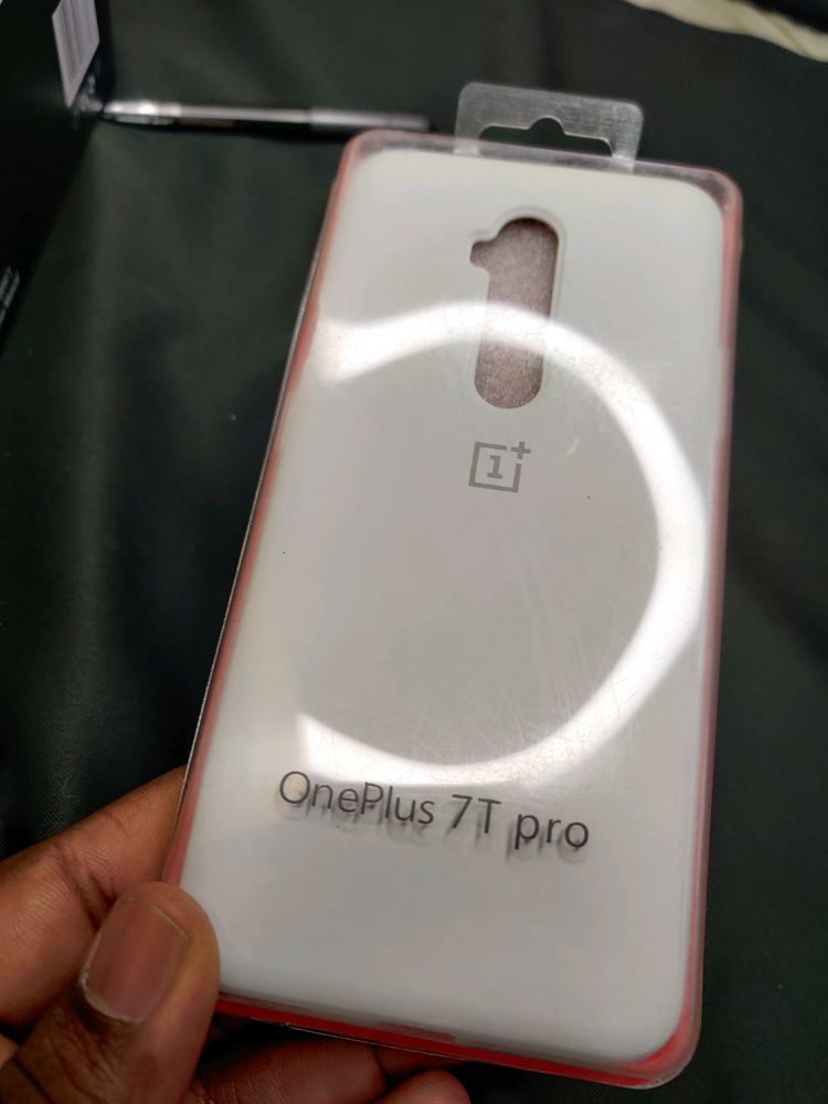 OnePlus 7T Pro Liquid Silicon Case (White)