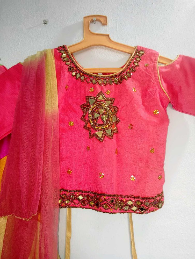Kids Pink Embellished Lehanga Choli Set With Duppt