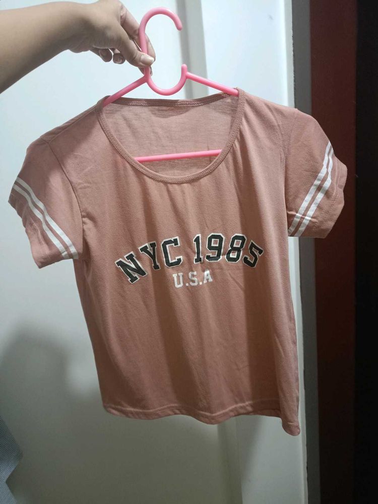 NYC 1985 Cropped Pink T-Shirt - Medium