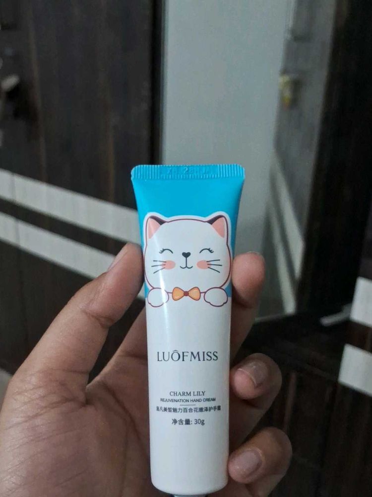 Luofmiss Charm Lily Hand Cream