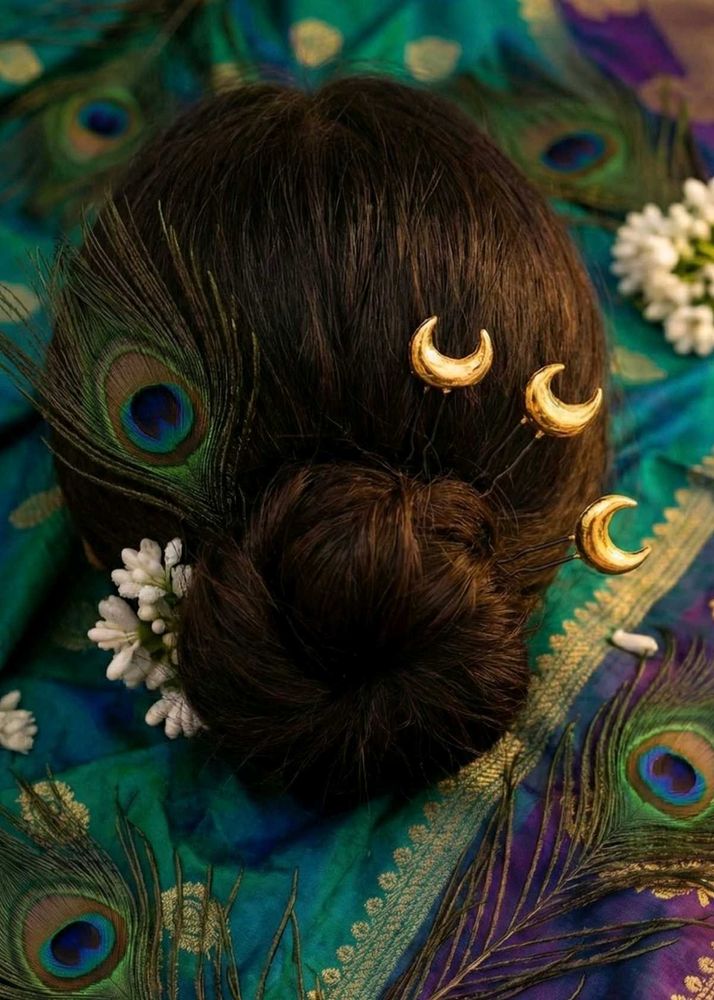 Golden Moon Hair U pins 6 pcs set