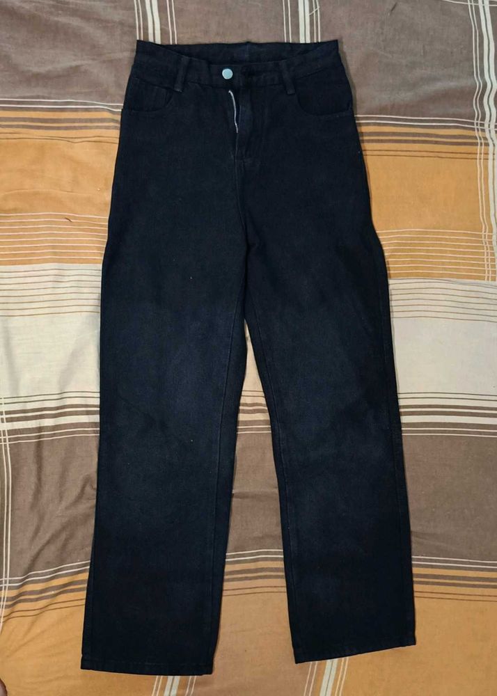 Black Staight Jeans