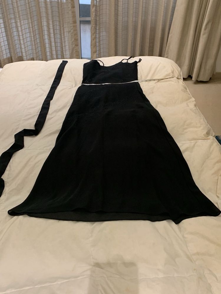 Lovely Black Gown With Belt