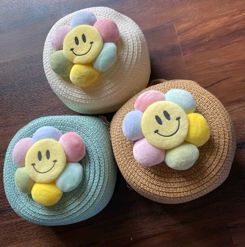 Smiley Face Flower Purse