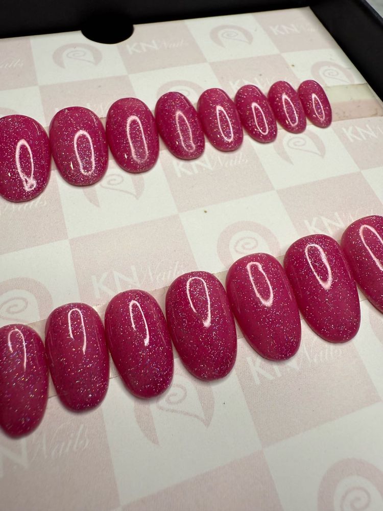 (Sale) Glittery Pink Press On Nails