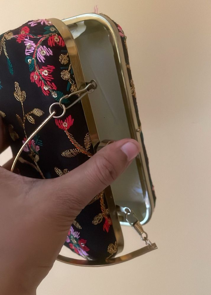 self made punjabbi hand cluch 💕