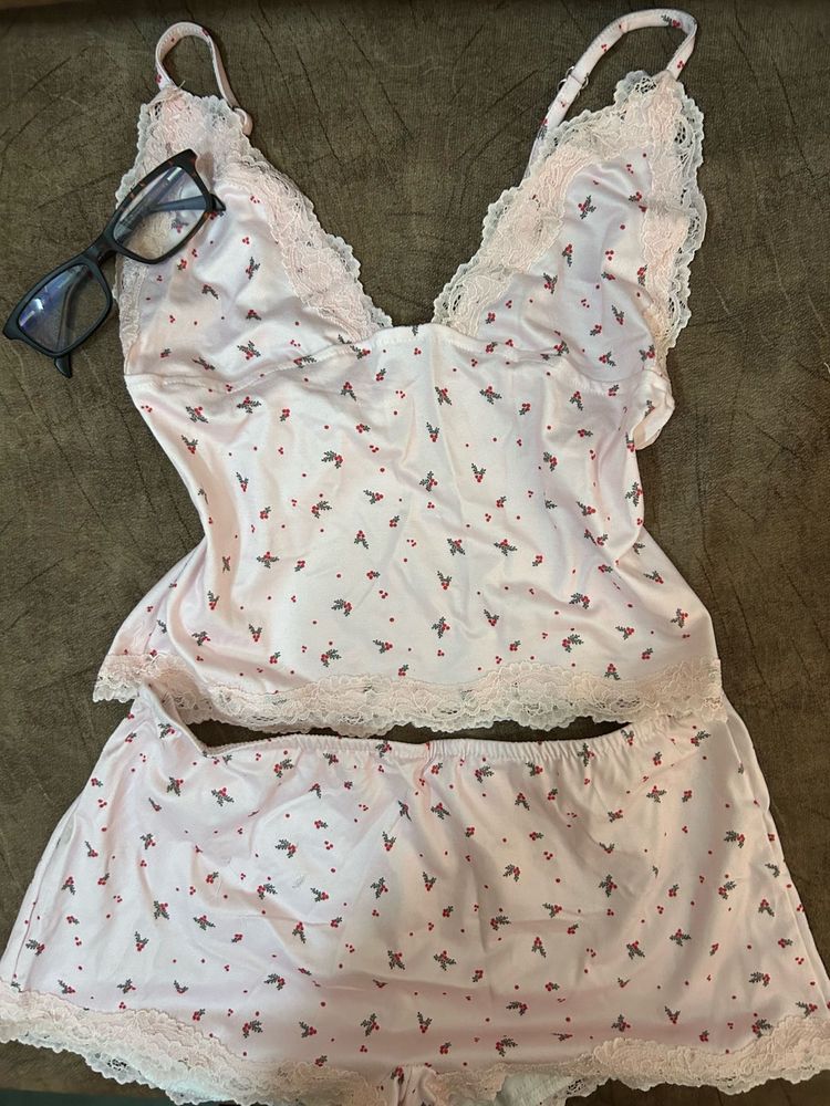 ≽^•༚•🎀≼ Pink Floral Lounge Set