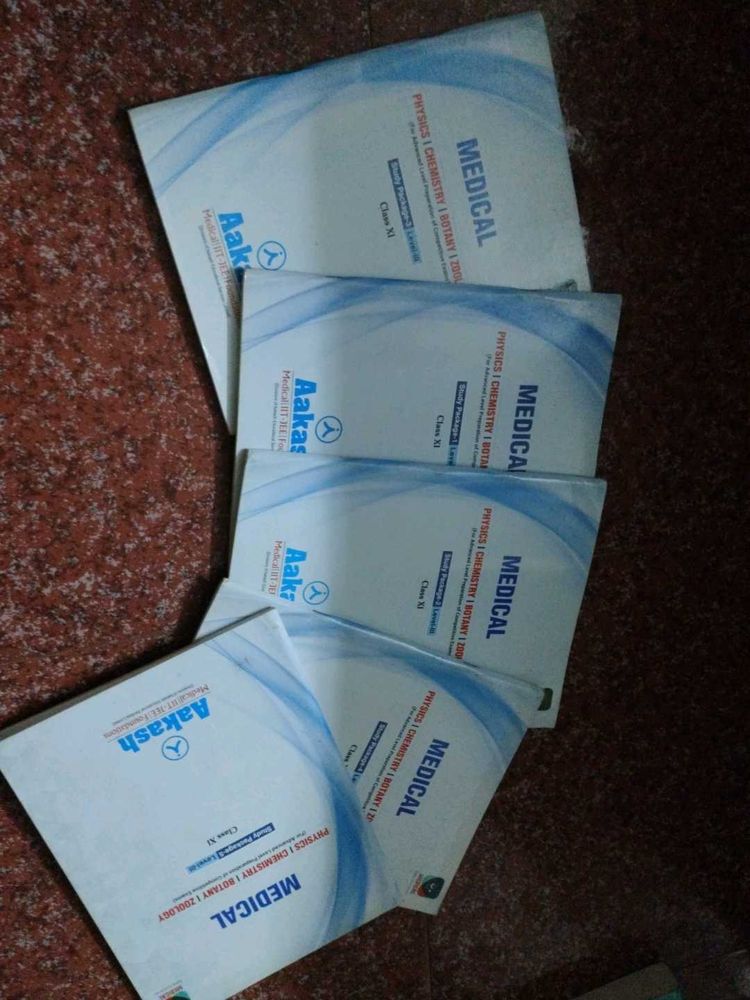 Aakash Medical Books - Class 11
