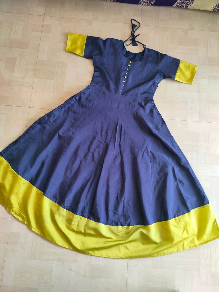 Royal Blue Gown 💙