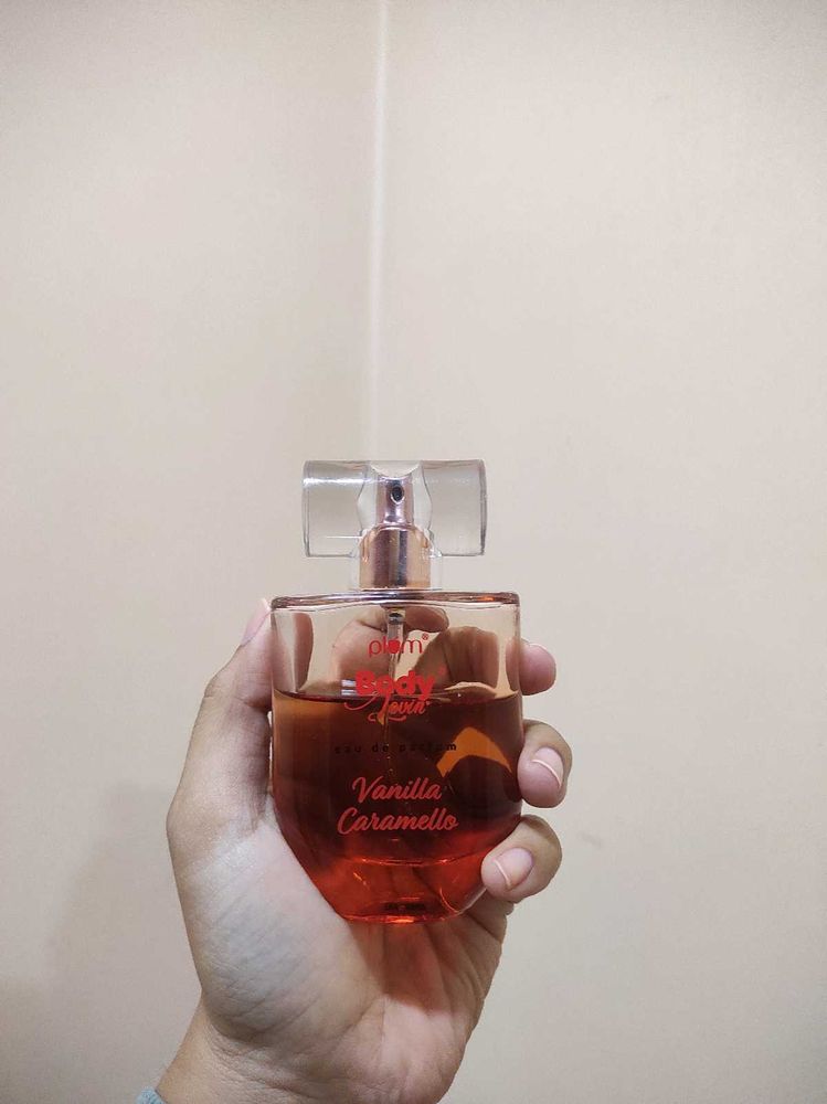 plum Vanilla Caramello Perfume