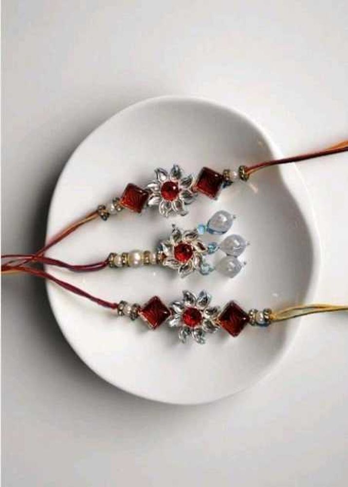 Elegant Bhaiya Bhabhi Rakhi Set