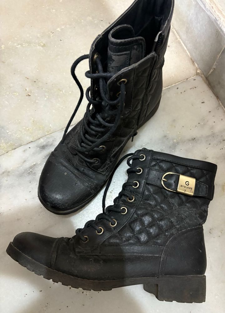 women guess boots ( highly used)