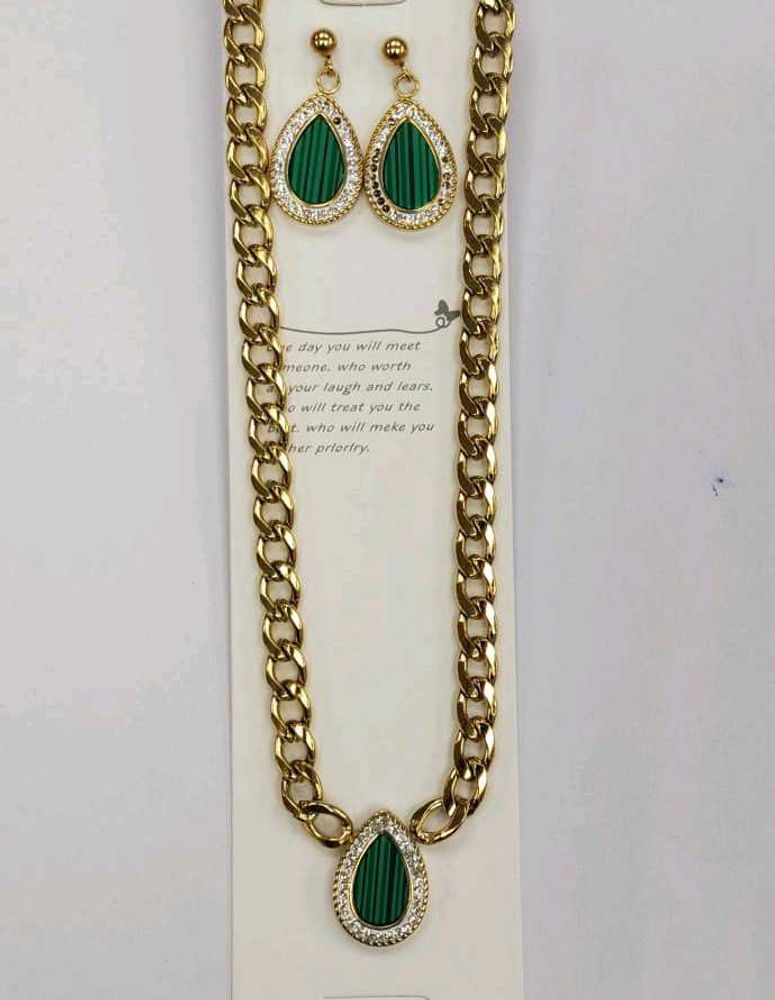 Gold Chain &amp; Anti Tarnish Western Sets