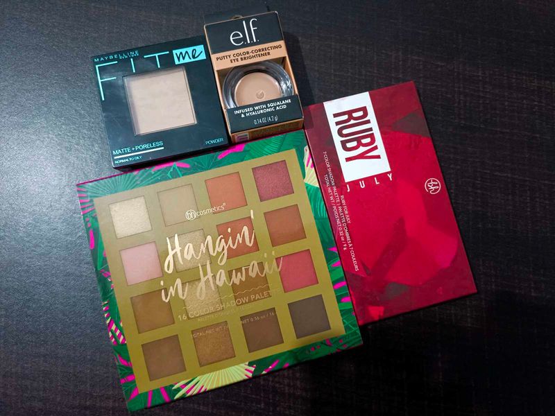 Makeup Bundle: Eyeshadow, Powder &amp; Brightener