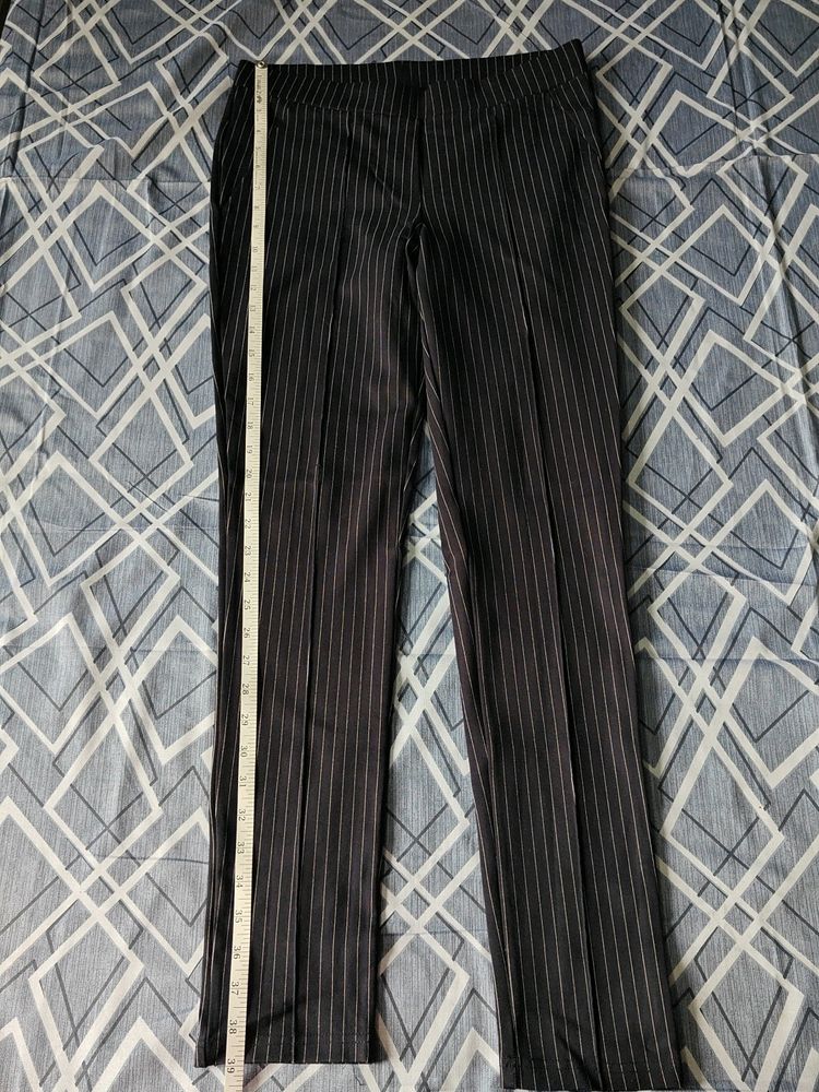 Negotiable Woman Skinny Black Formal Pants Stretch