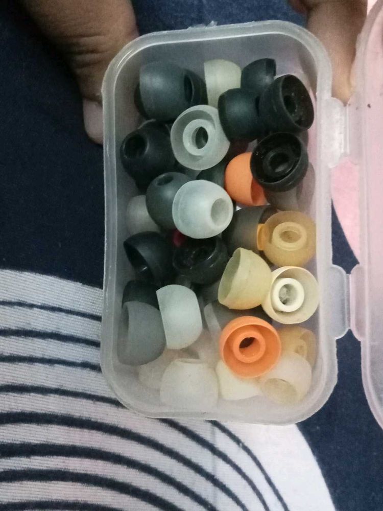 Earbud Tips Replacements