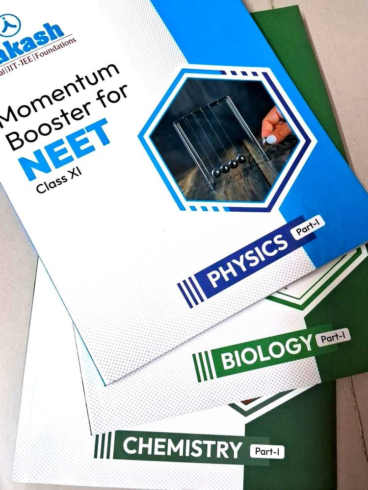 Akash NEET Class XI Momentum Booster Set
