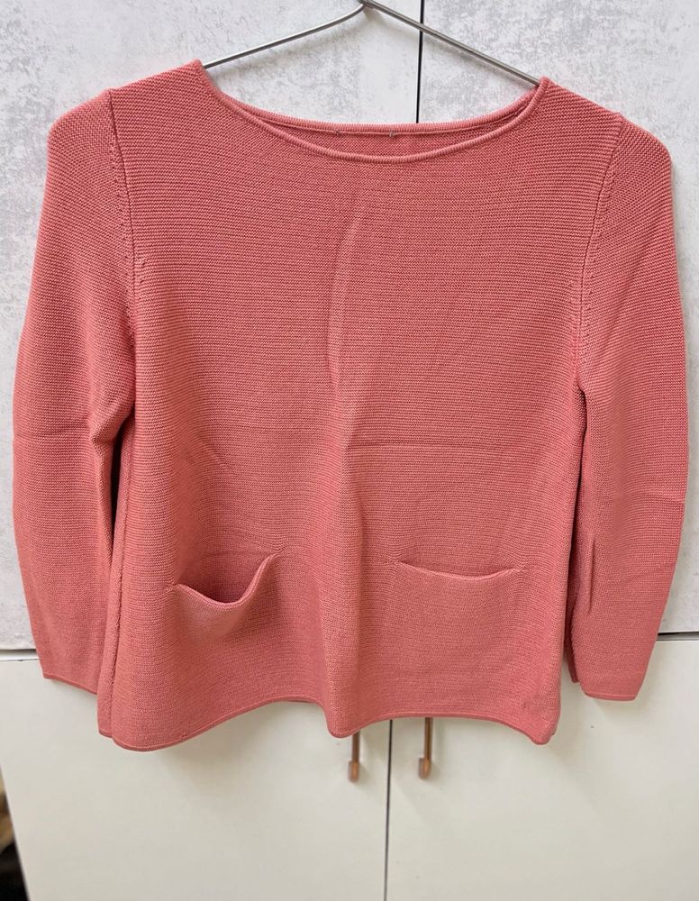 Coral Knit Pullover
