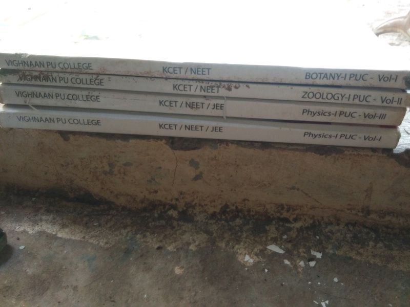 Study Material 1st Puc Zoology Vol1. Botanyvol1.phy Vol 1nd 2