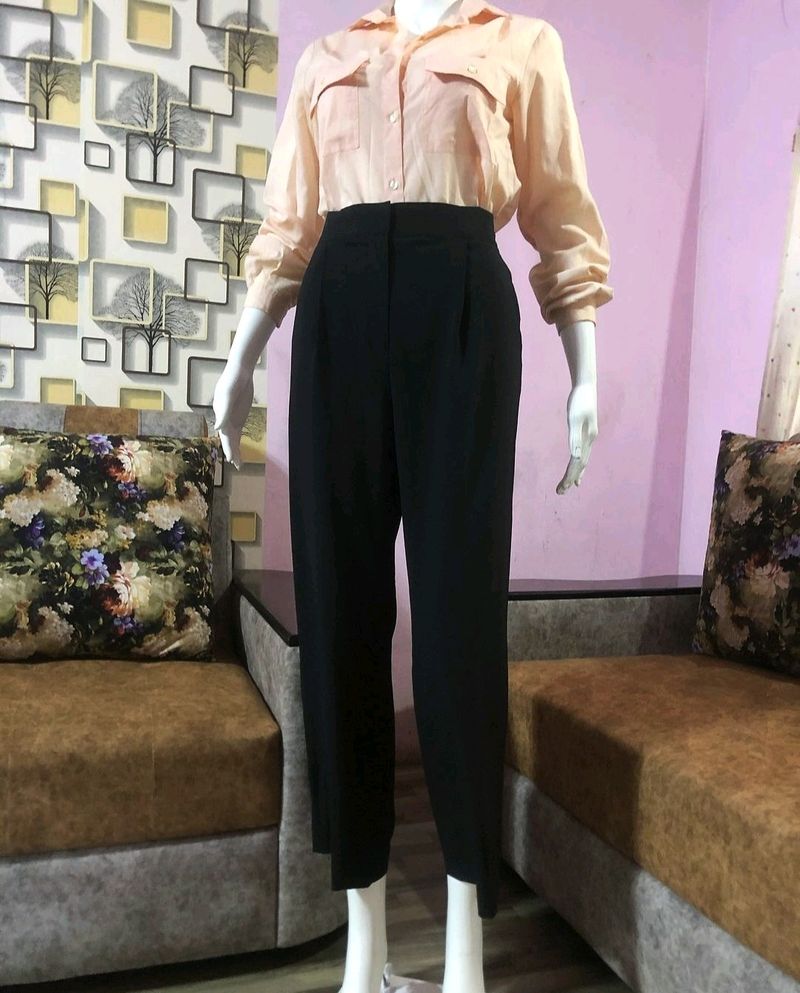 Black high waist trouser