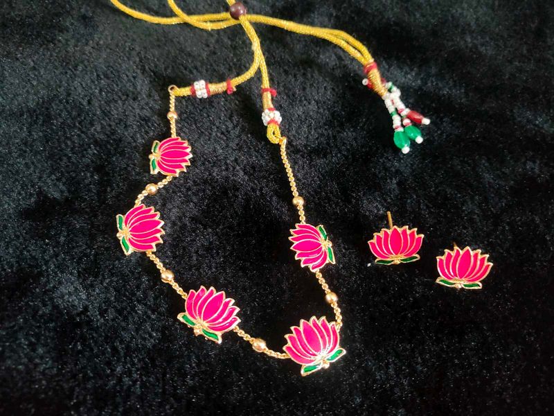 Lotus Necklace &amp; Earring Set