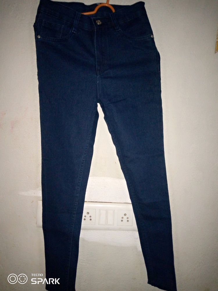 Nevi Blue Jinsh