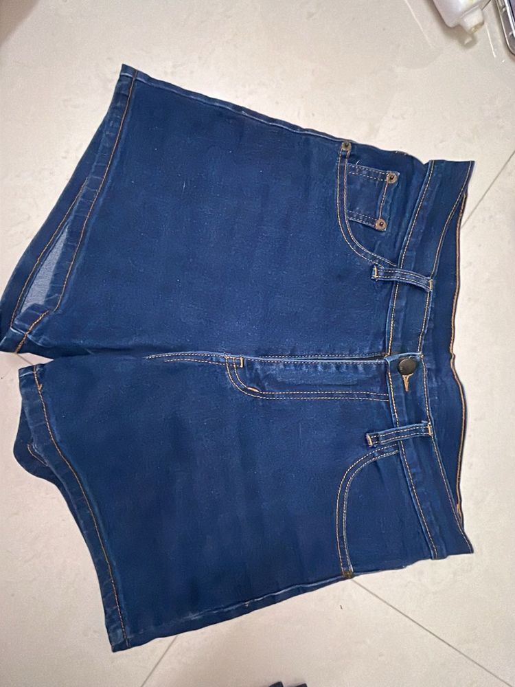 Denim Shorts With No Brand