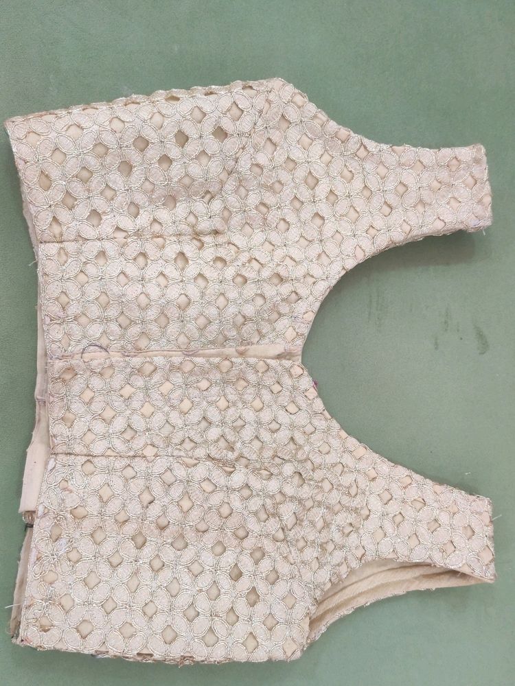 Party Wear Stiched Blouse, Sleeveless (Golden, XS)