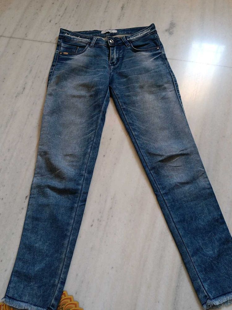 Stylish Blue Denim Jeans