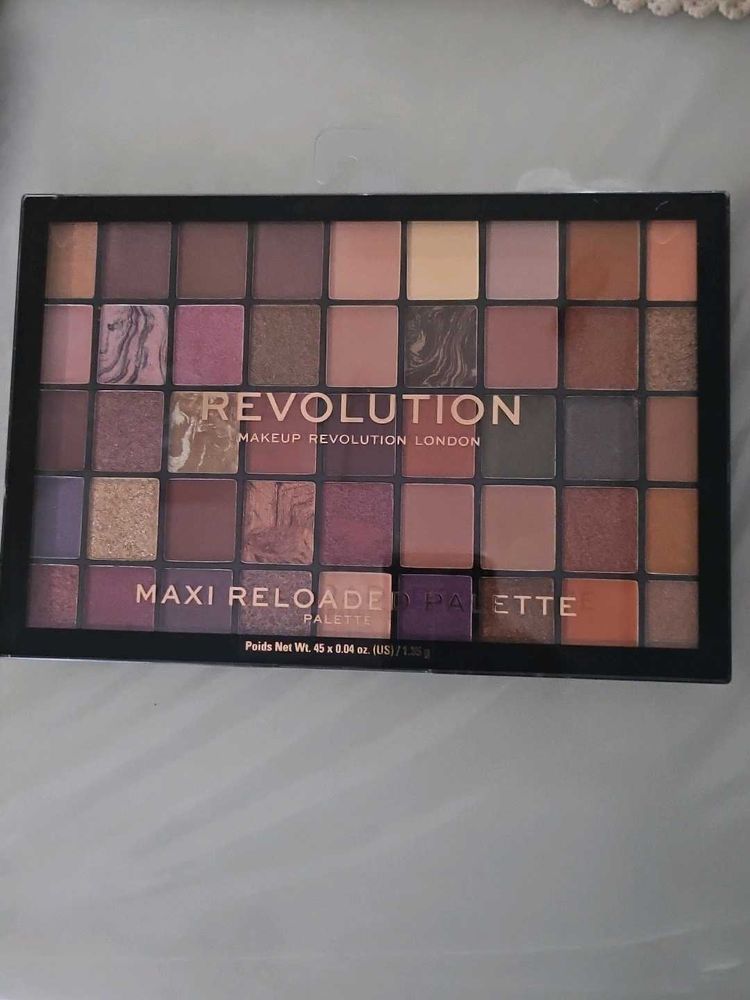 Revolution Maxi Reloaded Palette Brand New