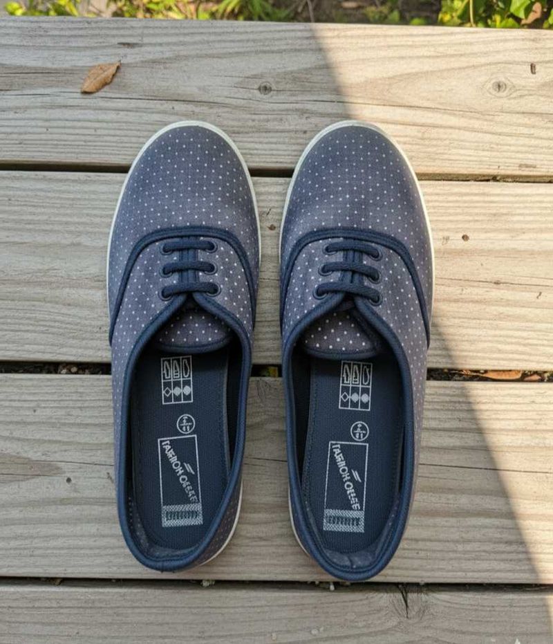 Fashion Case Blue Polka Dot Shoes