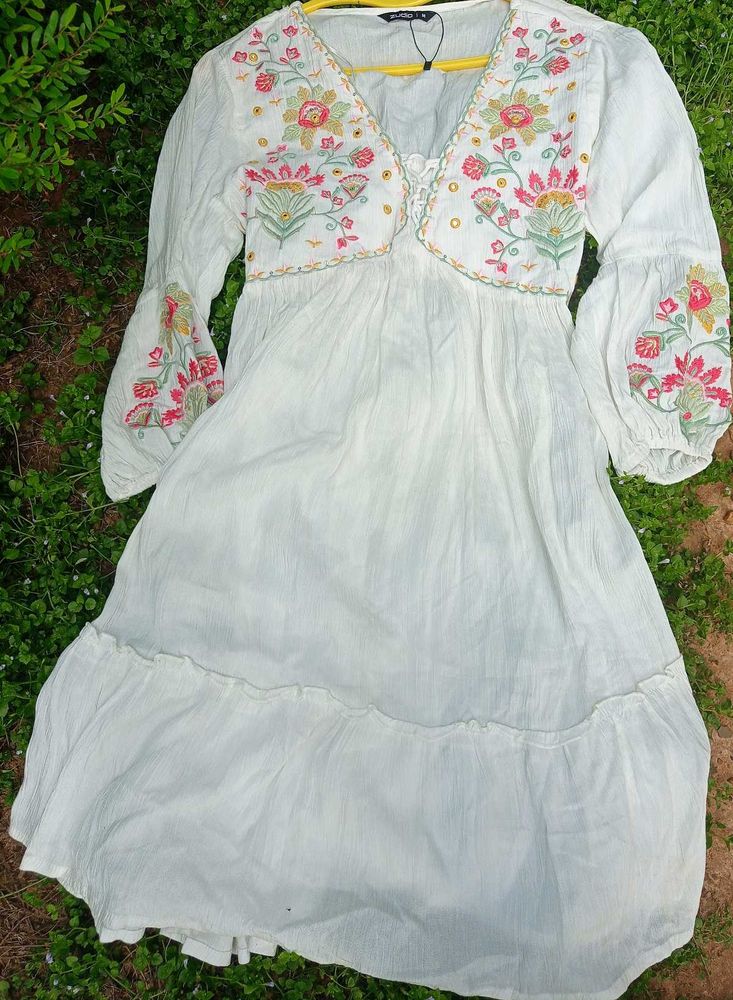 New Boho Embroidered Dress