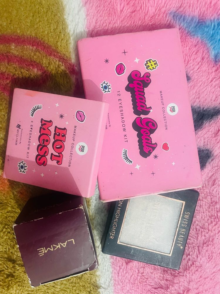 Highliter, and 2 eyeshadow Kit