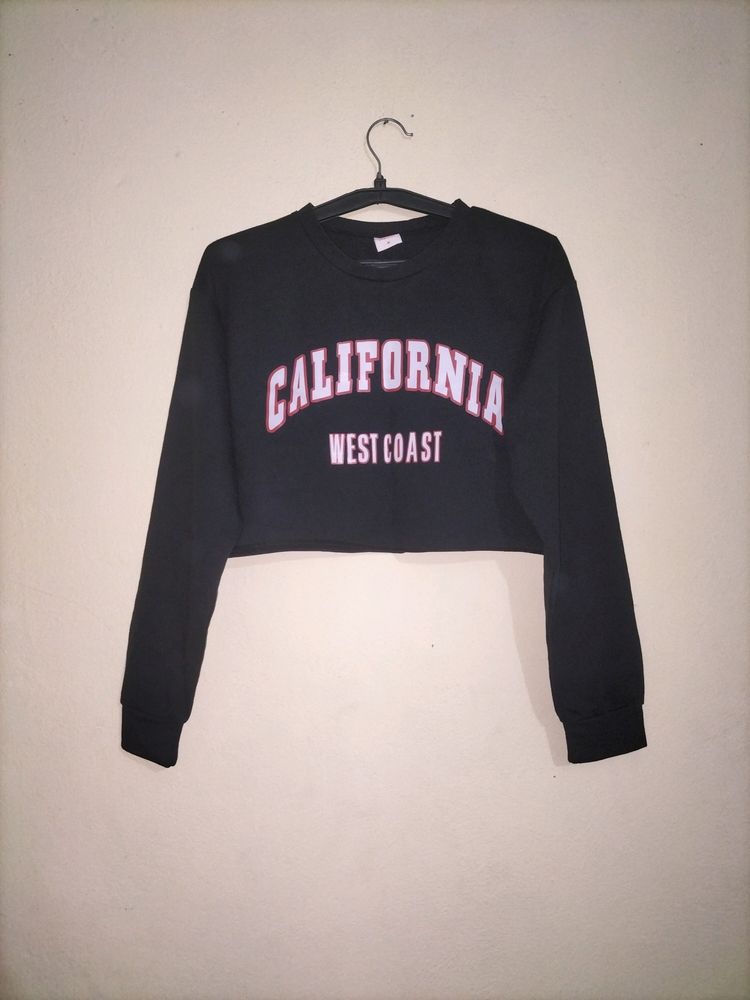 URBANIC Black Sweatshirt