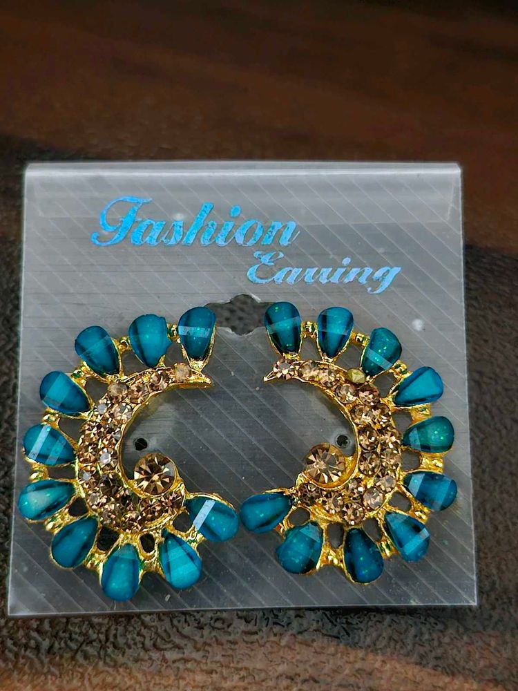 Traditional Earrings With Green Stones