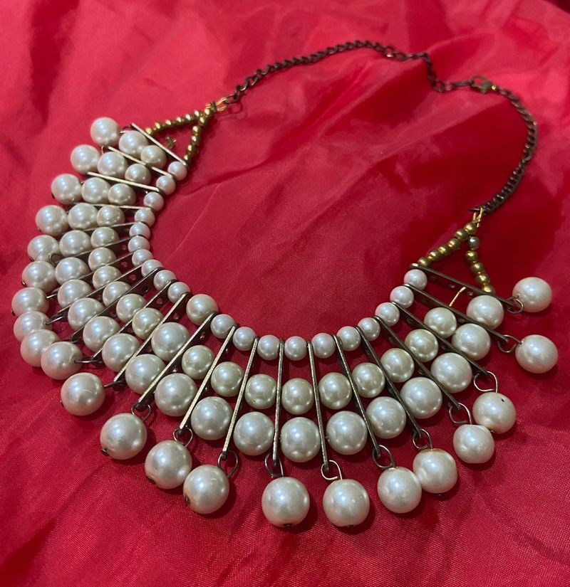 Pearl Choker Necklace