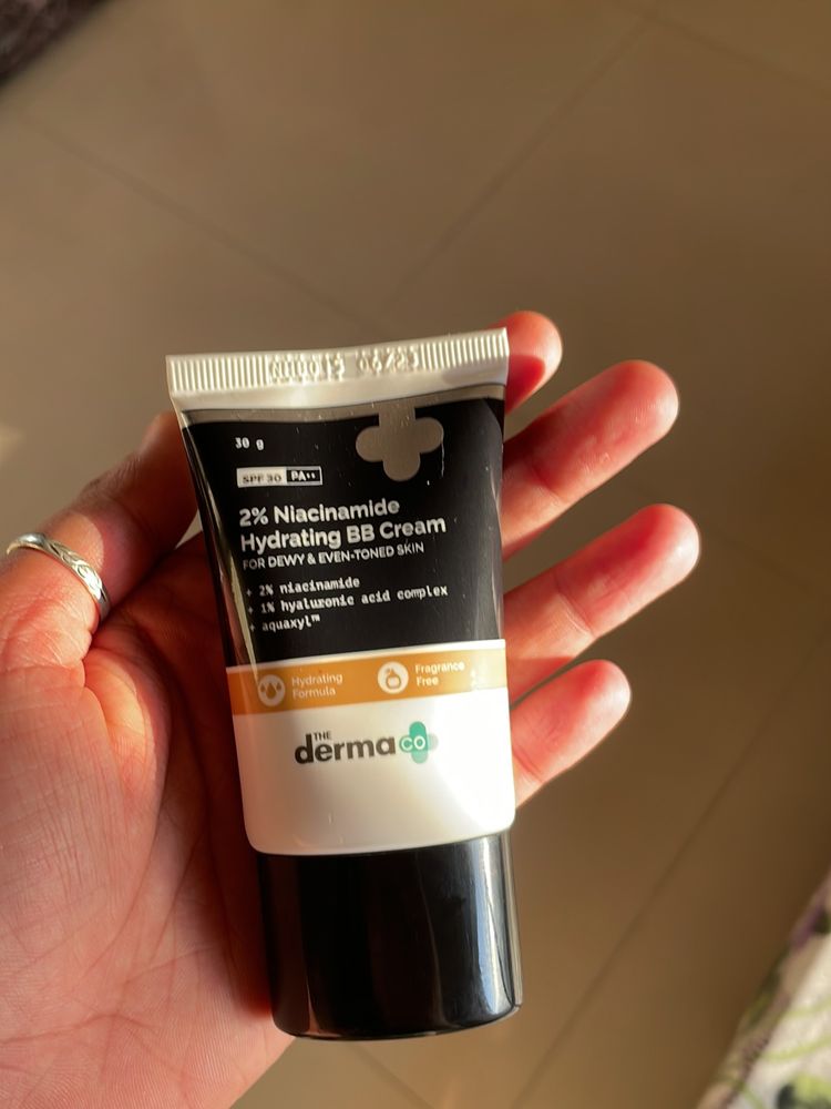 2% Nicinamide Hydrating BB Cream