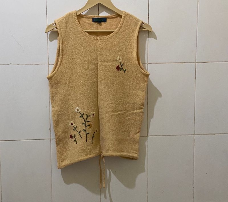 Floral Embroidered Knit Vest