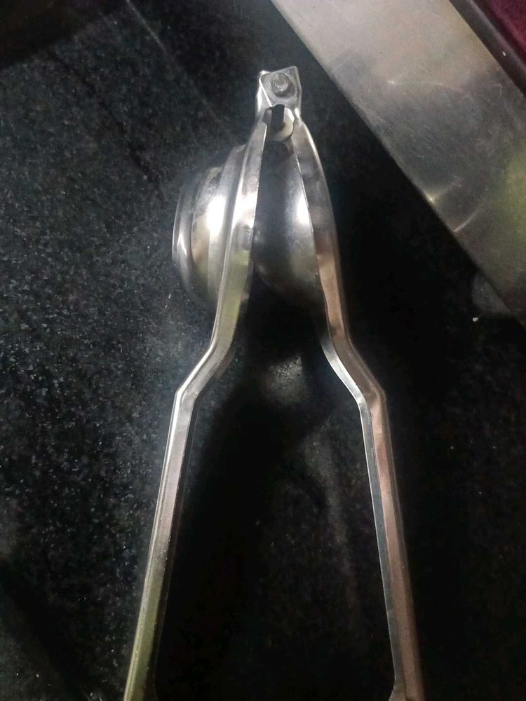 Stainless Steel Lemon Squeezer