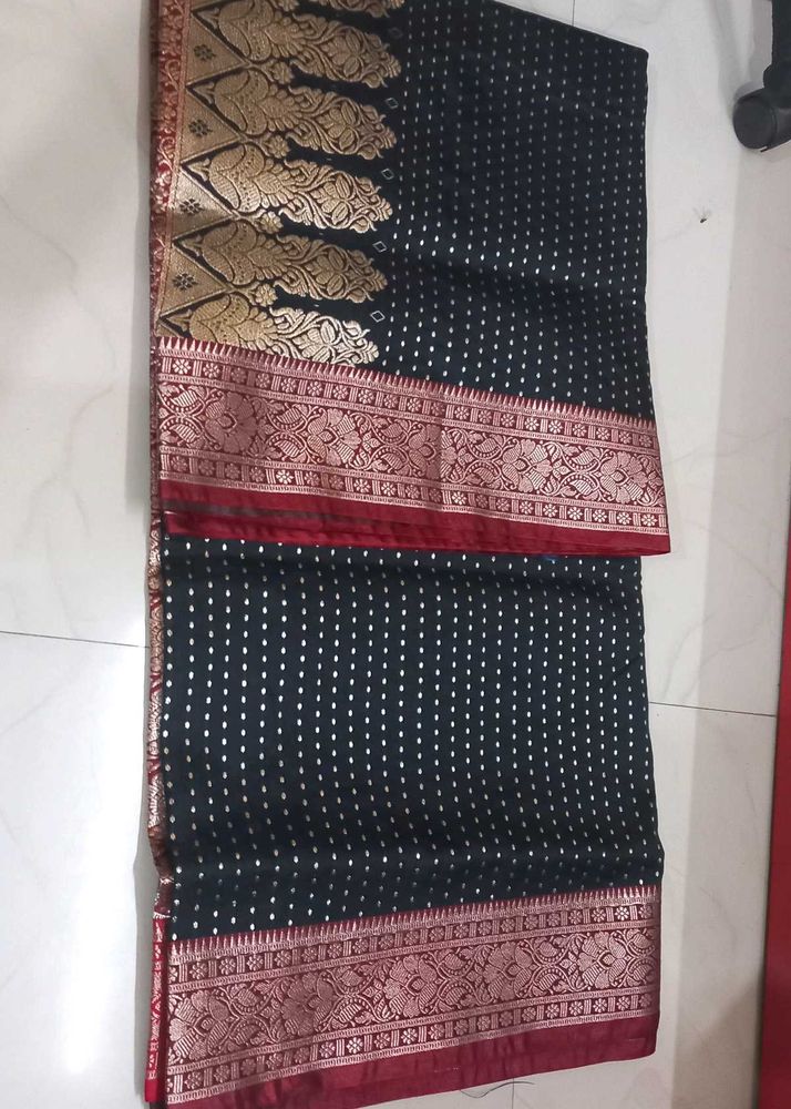 Tanchoi Banarasi Saree